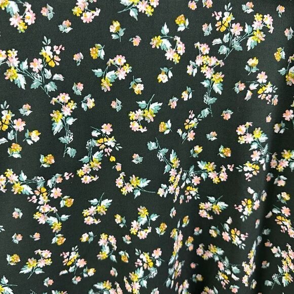 Ann Taylor Loft green ditsy mini floral bouquet v neck faux wrap dress - Picture 9 of 10